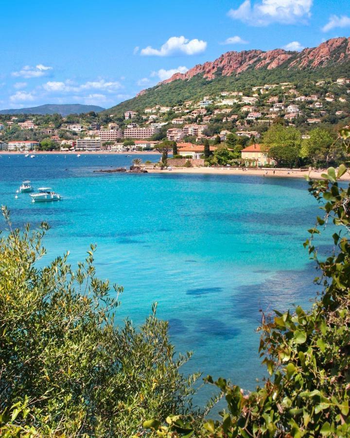 Studio 2 Neuf A 100M Des Plages Et De La Gare แซ็งต์-ราฟาเอล ภายนอก รูปภาพ